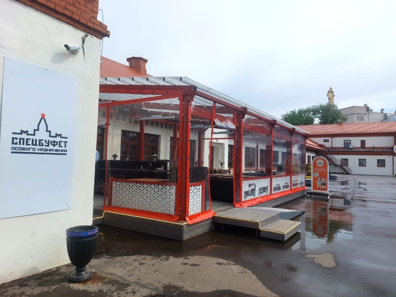 ПВХ шторы для летней террасы кафе в Михайлове